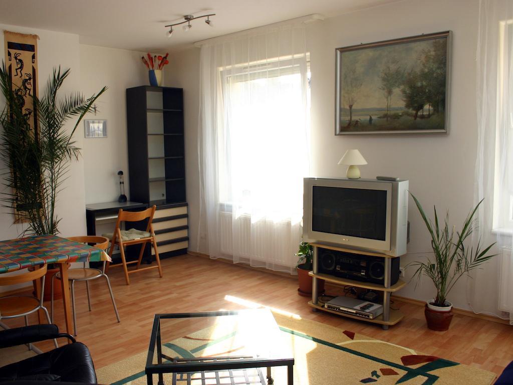 Arriva Apartment, Optional Indoor Parking بودابست المظهر الخارجي الصورة